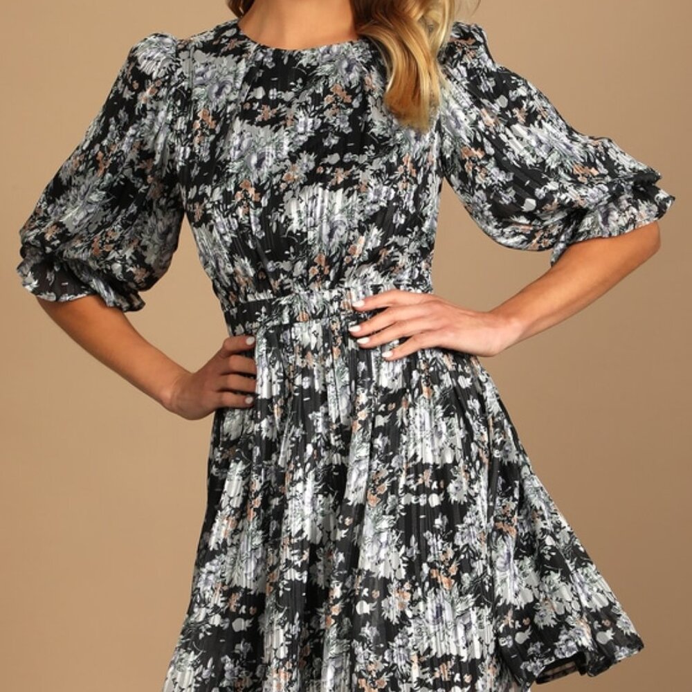 Lulus Pleasing To The Eye Black Floral Print Skater Mini Dress - Size L